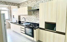 Coimbra Guarujá - Apartamento Beira Mar - Praia Enseada - 150m Praia